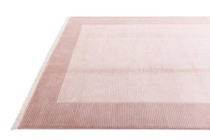 Detail image of 6' 7 x 9' 8 Hand Knotted Darya Wool Rug