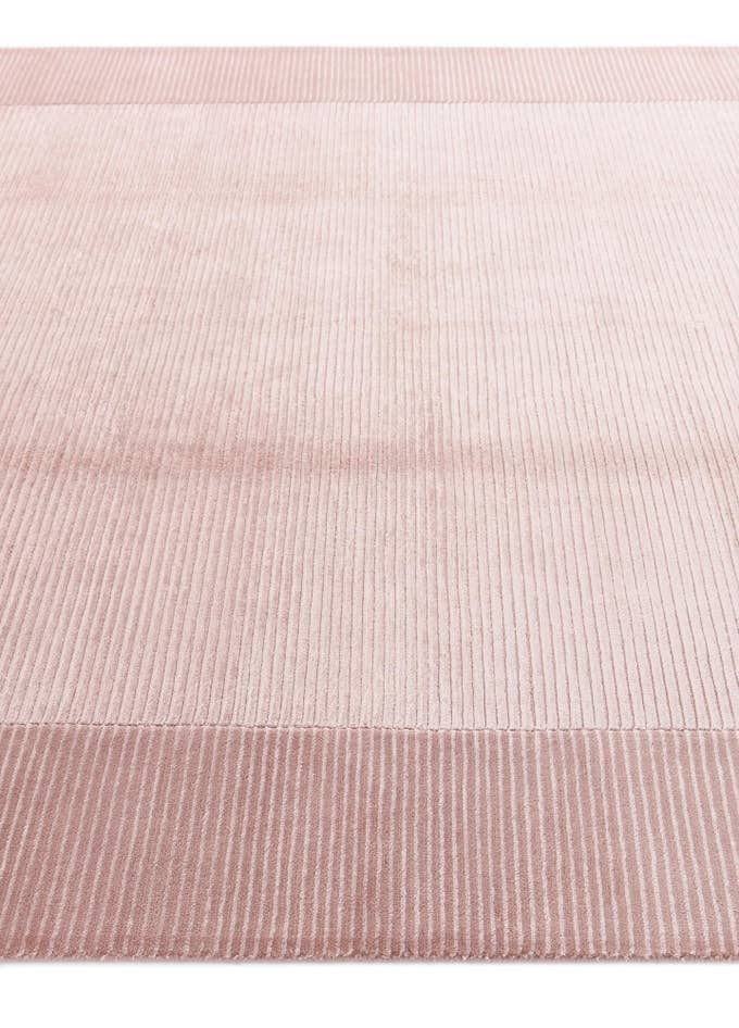 Detail image of 6' 7 x 9' 8 Hand Knotted Darya Wool Rug