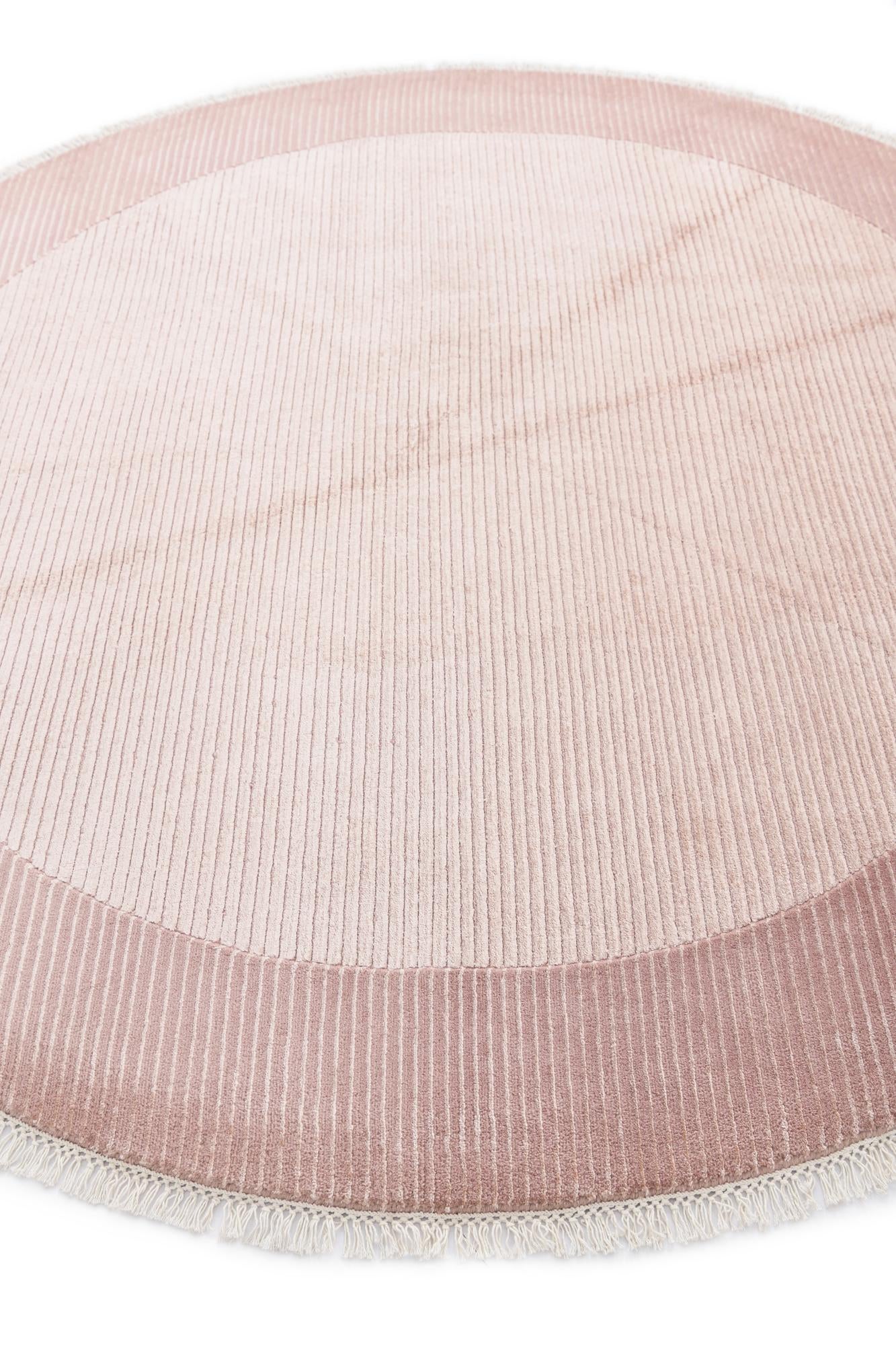 6' 8 x 6' 8 Hand Knotted Darya Wool Round Rug