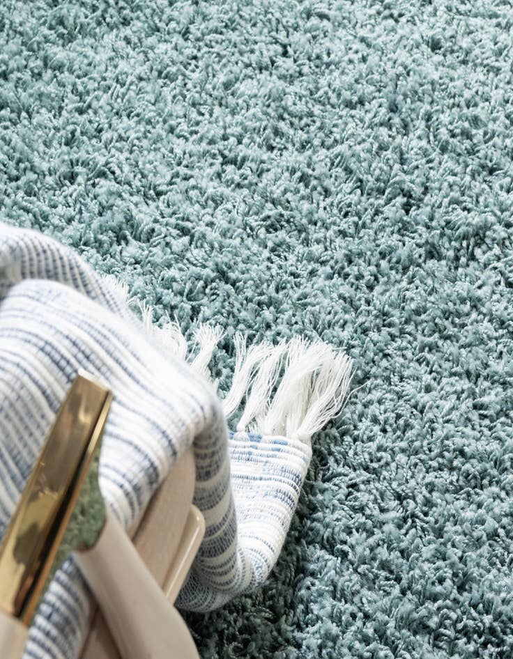 Detail image of 7' 10 x 10' Solid Shag Oval Rug