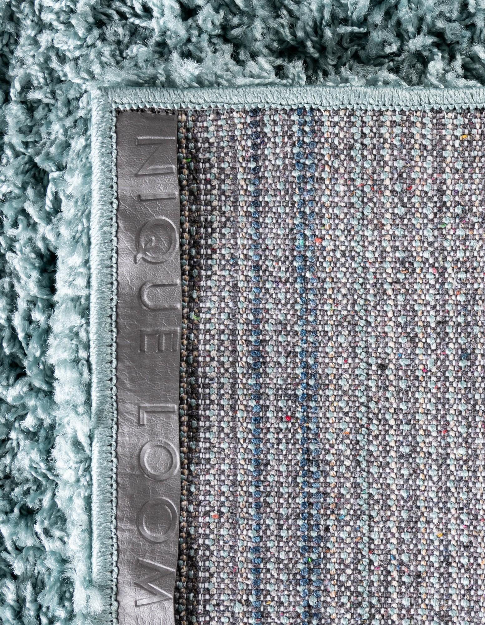 5' 3 x 5' 3 Solid Shag Round Rug