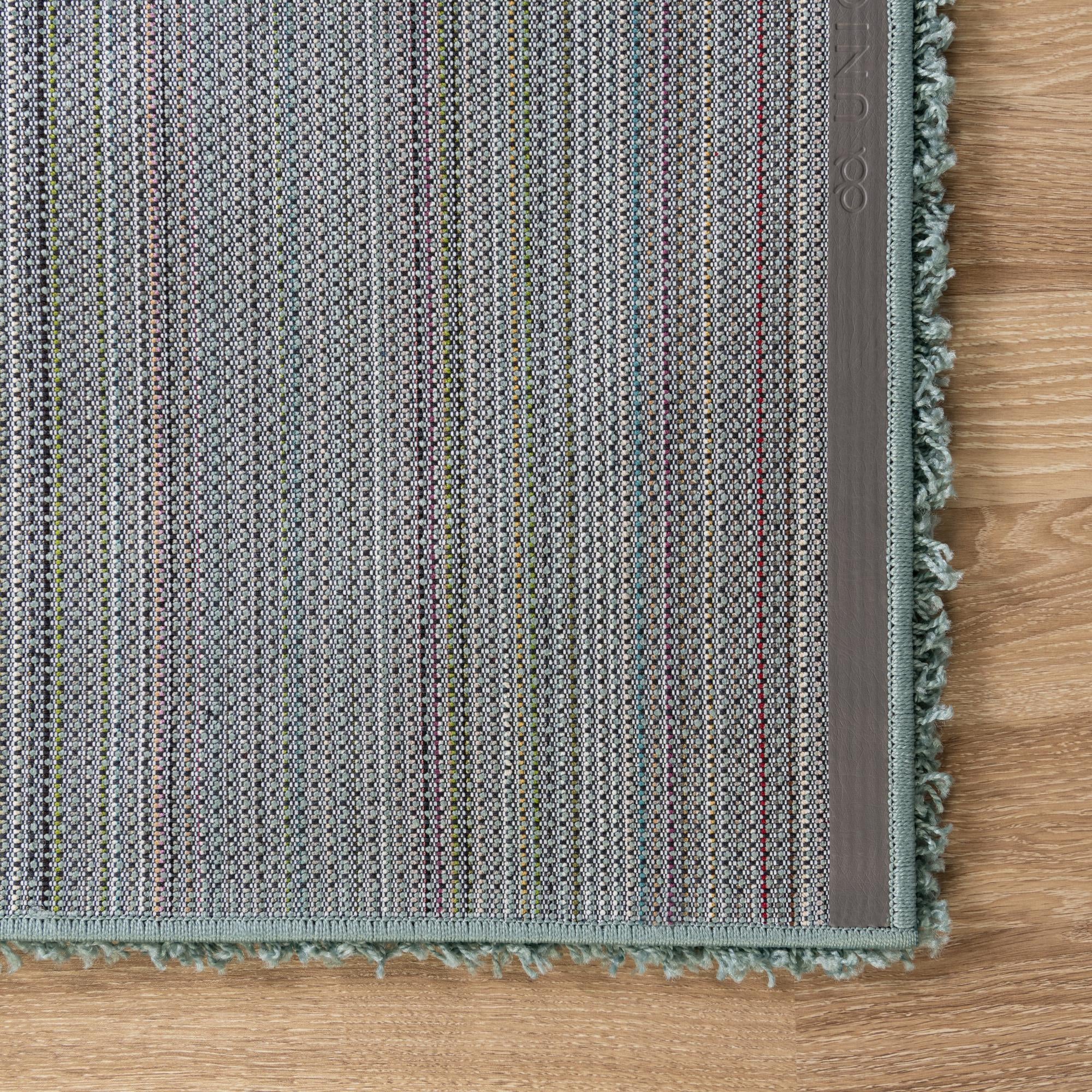 7' 10 x 7' 10 Solid Shag Square Rug