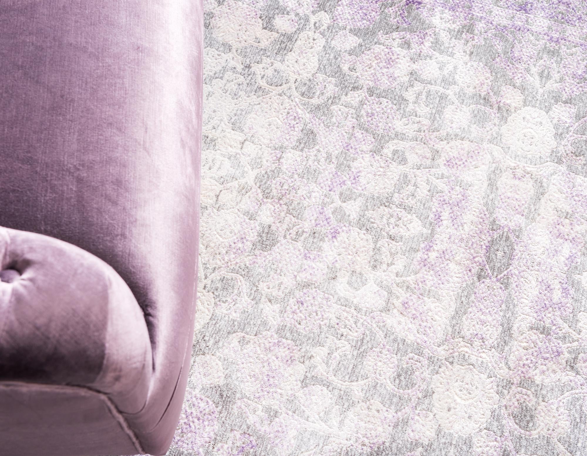 10' x 13' Modern Classical Rug