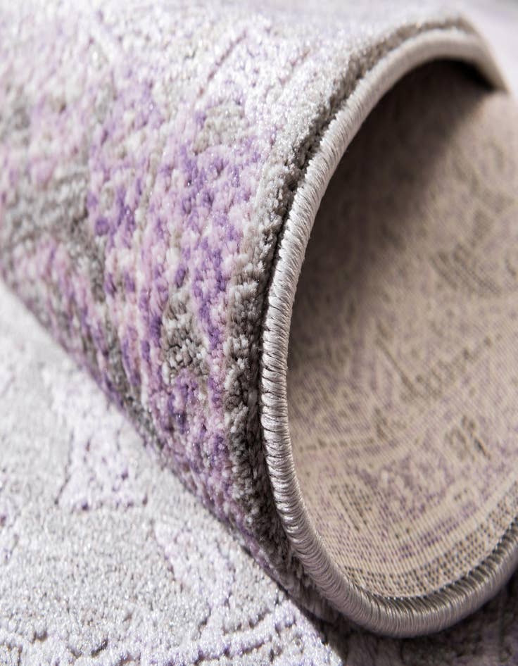 Detail image of 8' x 11' 4 Modern Classical Rug