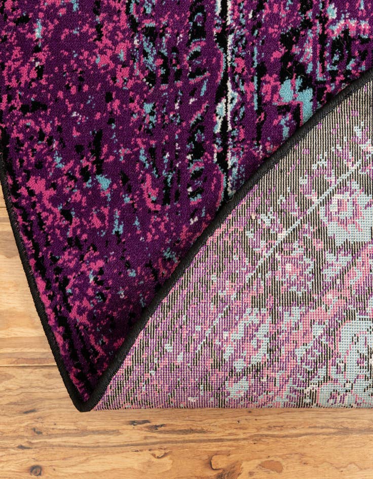 Detail image of 7' x 7' Istanbul Round Rug