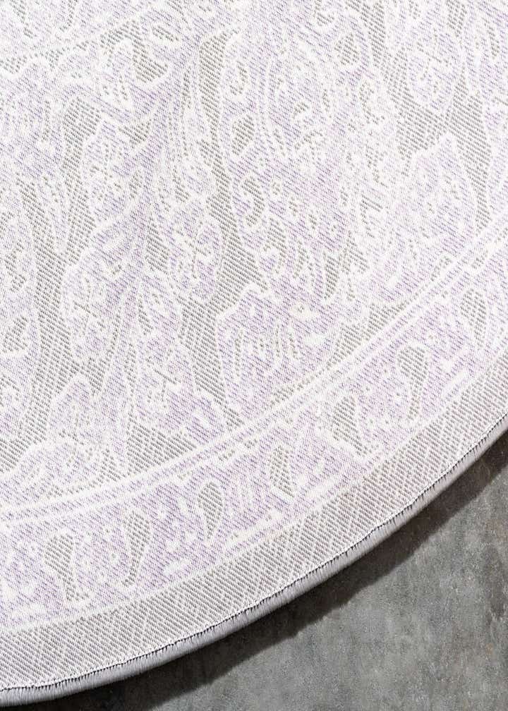 8' x 8' Modern Classical Round Rug