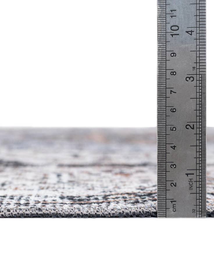 Detail image of 6' 1 x 9' Yara Oval Rug