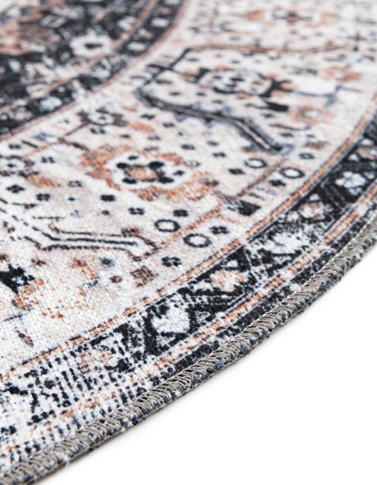 Detail image of 6' 1 x 9' Yara Oval Rug