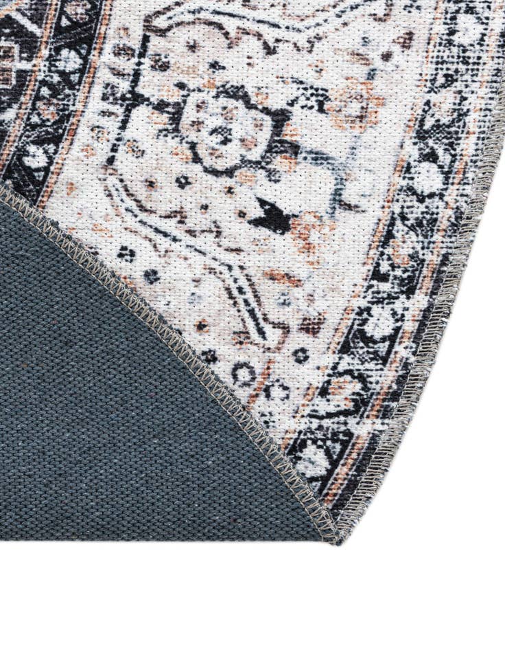 Detail image of 6' 1 x 9' Yara Oval Rug
