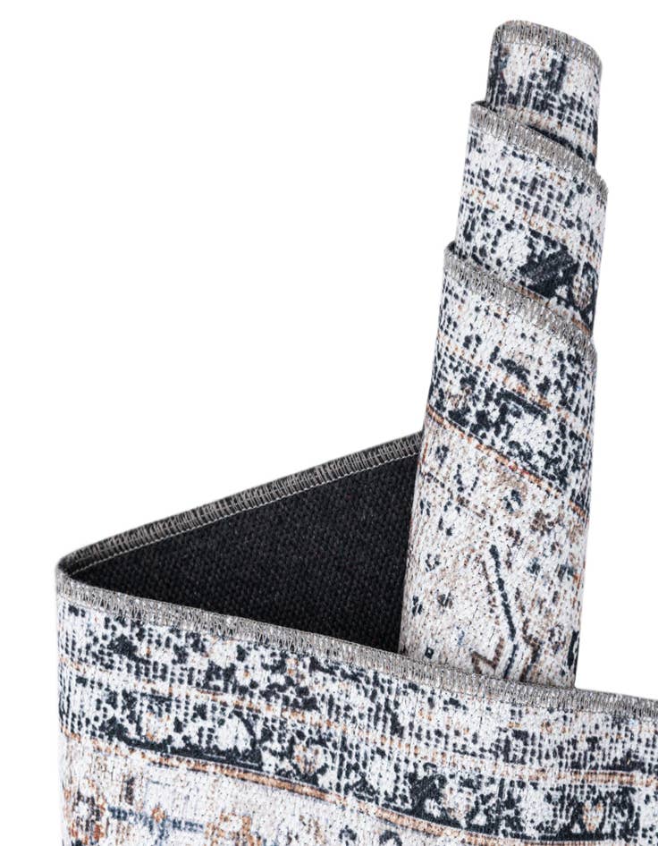 Detail image of 2' 11 x 19' 8 Yara Runner Rug