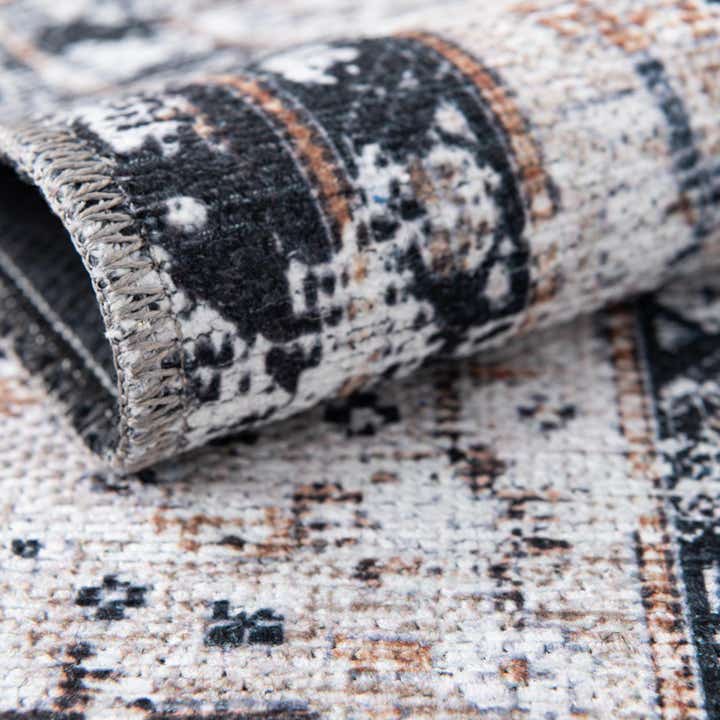 5' x 5' Washable Yara Square Rug