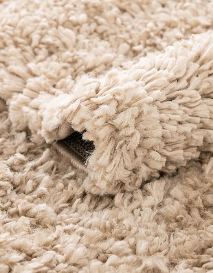 Detail image of 3' x 5' 3 Zermatt Shag Oval Rug