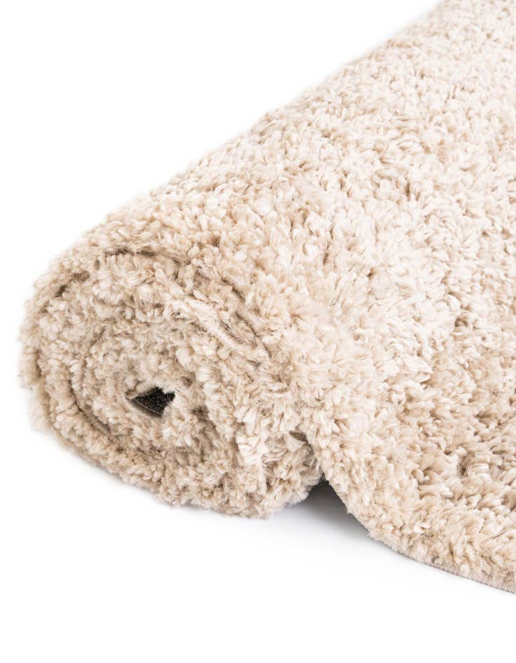 Detail image of 7' x 7' Zermatt Shag Round Rug