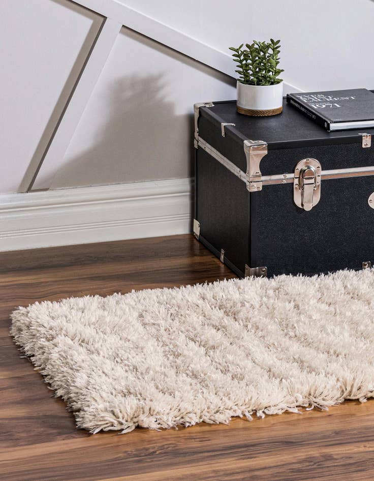 Detail image of 2' 7 x 13' Infinity Shag Runner Rug