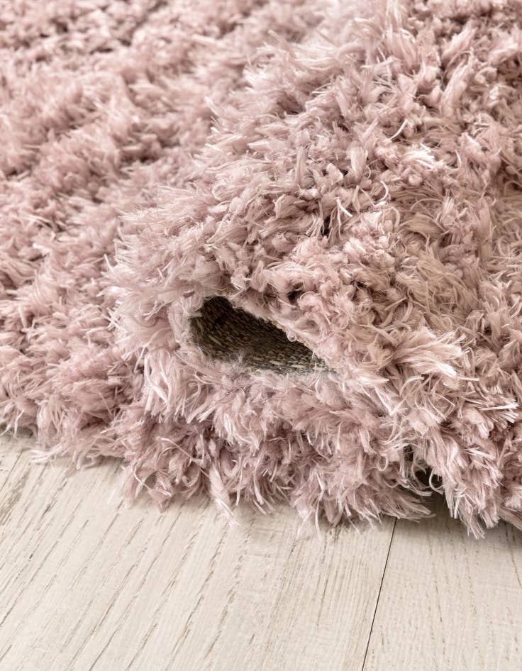 Detail image of 2' x 6' Marilyn Monroe™ Shag Runner Rug