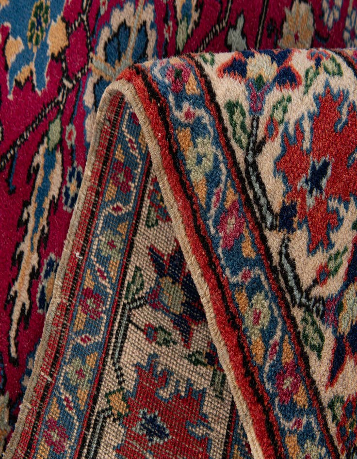 Detail image of 3' x 4' 5  Hand Knotted Bidjar Wool Rug