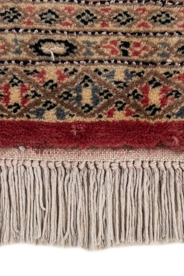 Detail image of 4' 4 x 6' 7 Hand Knotted Bokhara Rug
