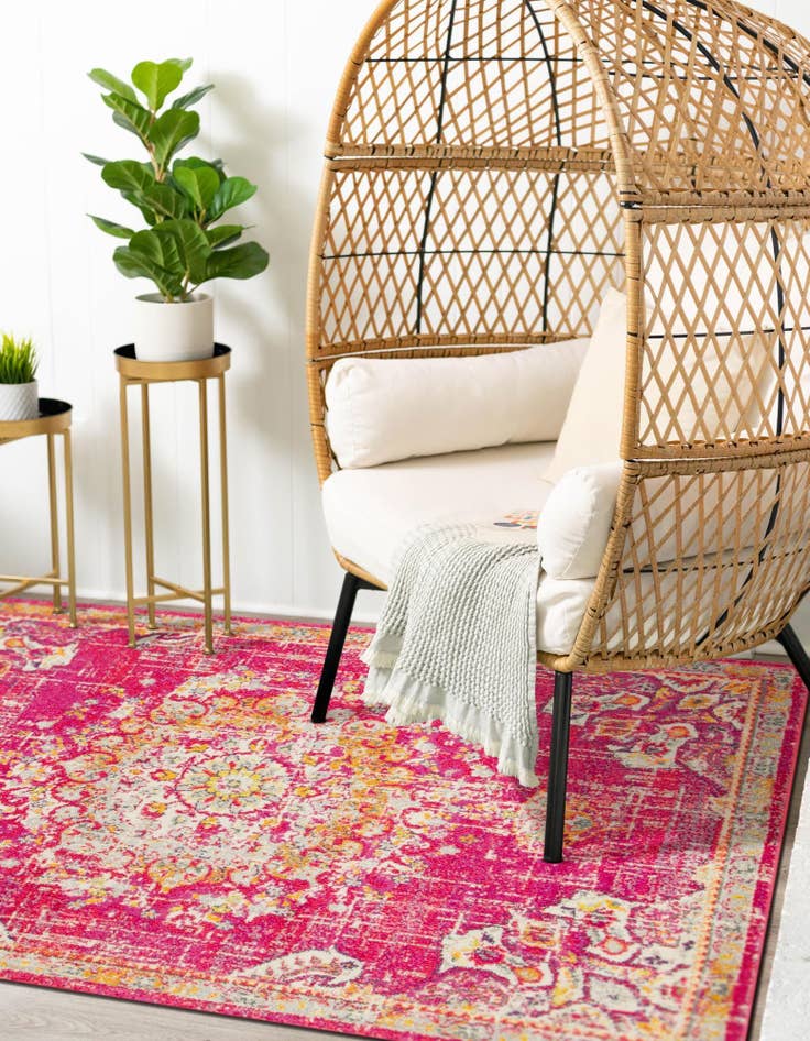Detail image of 5' x 8' Carrington Rug