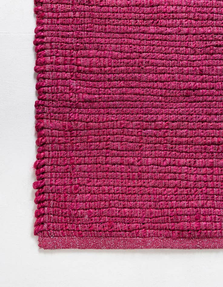 Detail image of 2' x 3' Hand Woven Gilded Jute Rug