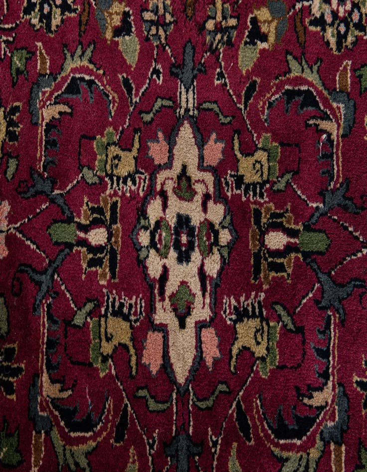 Detail image of 6' 11 x 9' 10  Hand Knotted Kashan Oriental Wool Rug