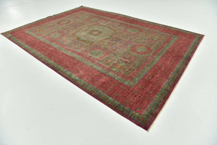 Detail image of 6' 11 x 9' 10 Hand Knotted Mamluk Ziegler Rug