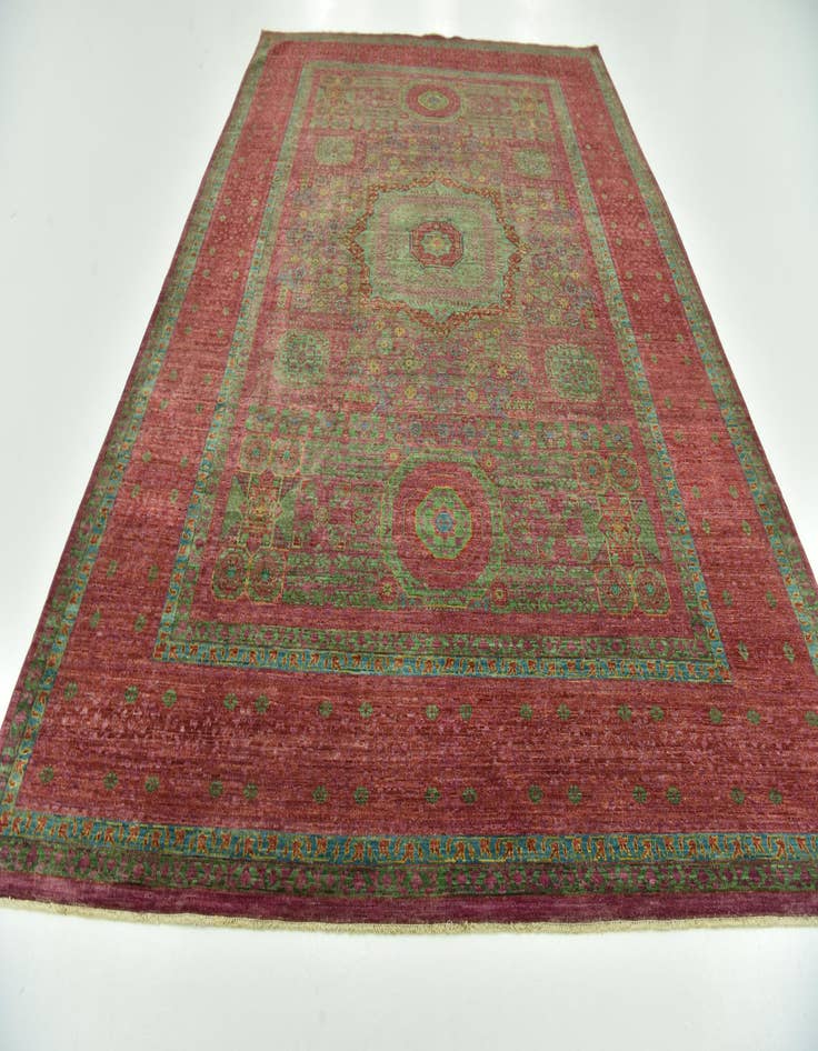 Detail image of 6' 11 x 9' 10 Hand Knotted Mamluk Ziegler Rug