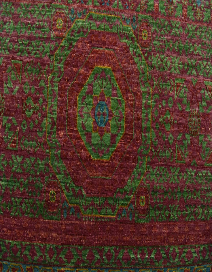 Detail image of 6' 11 x 9' 10 Hand Knotted Mamluk Ziegler Rug