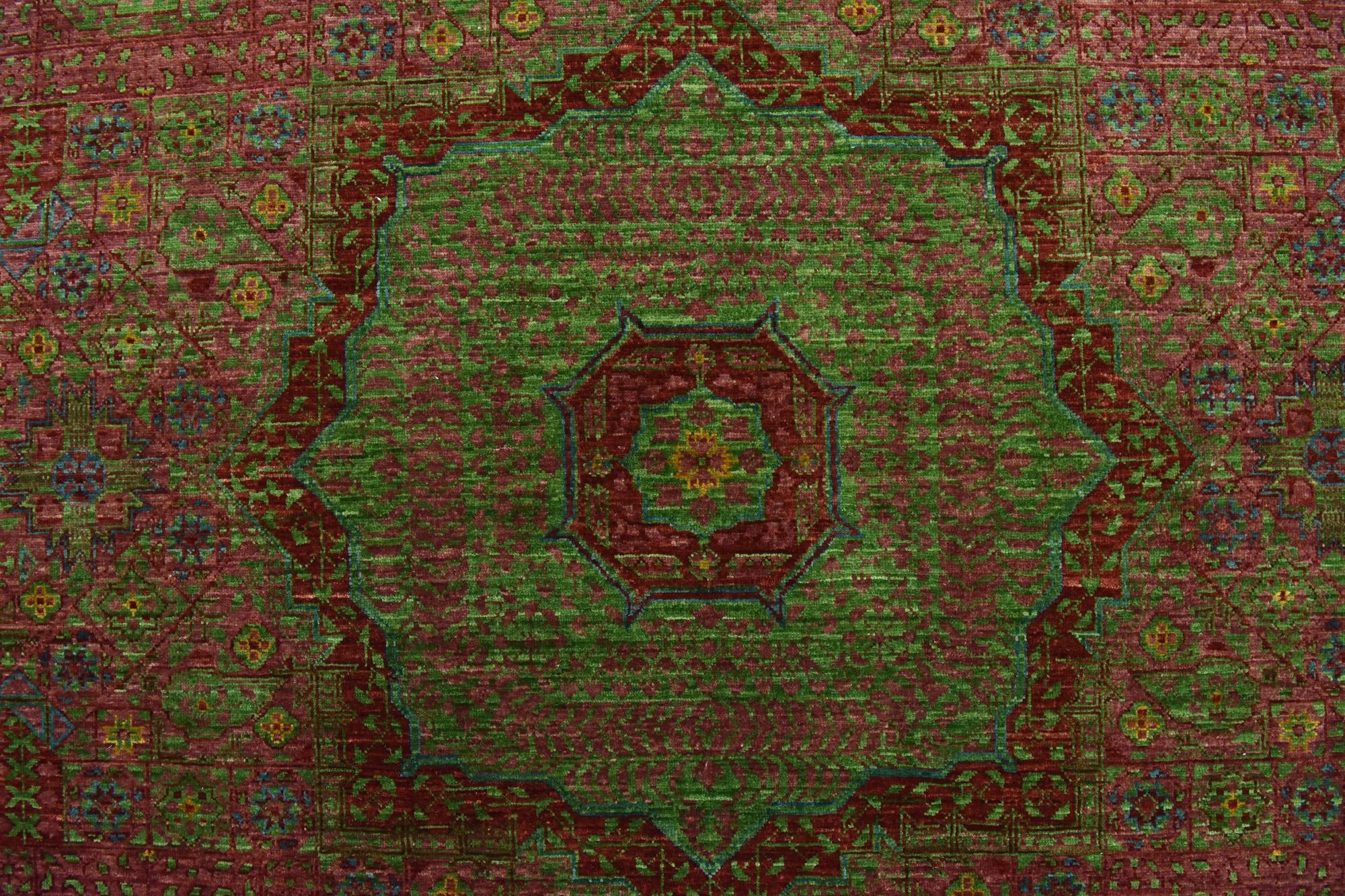 6' 11 x 9' 11 Hand Knotted Mamluk Ziegler Rug