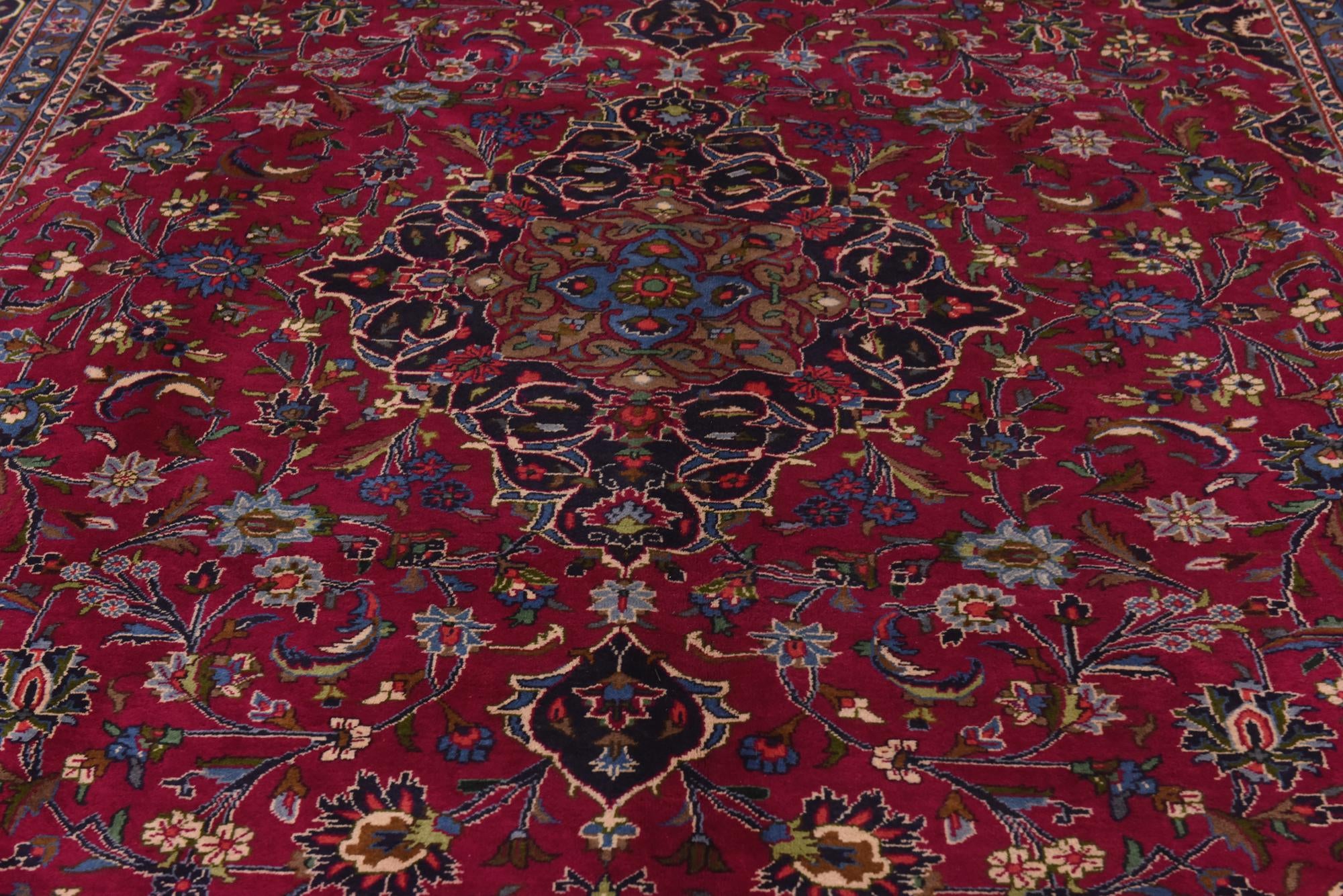 290cm x 380cm Hand Knotted Mashad Persian Wool Rug
