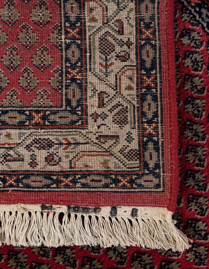 Detail image of 2' 5 x 4' 7  Hand Knotted Mir Wool Rug