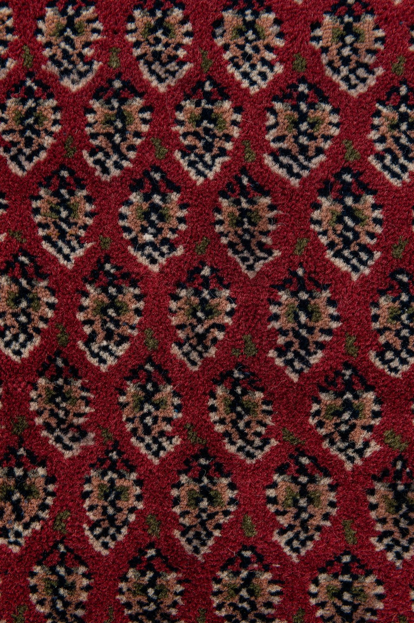 4' x 5' 9 Hand Knotted Mir Wool Rug