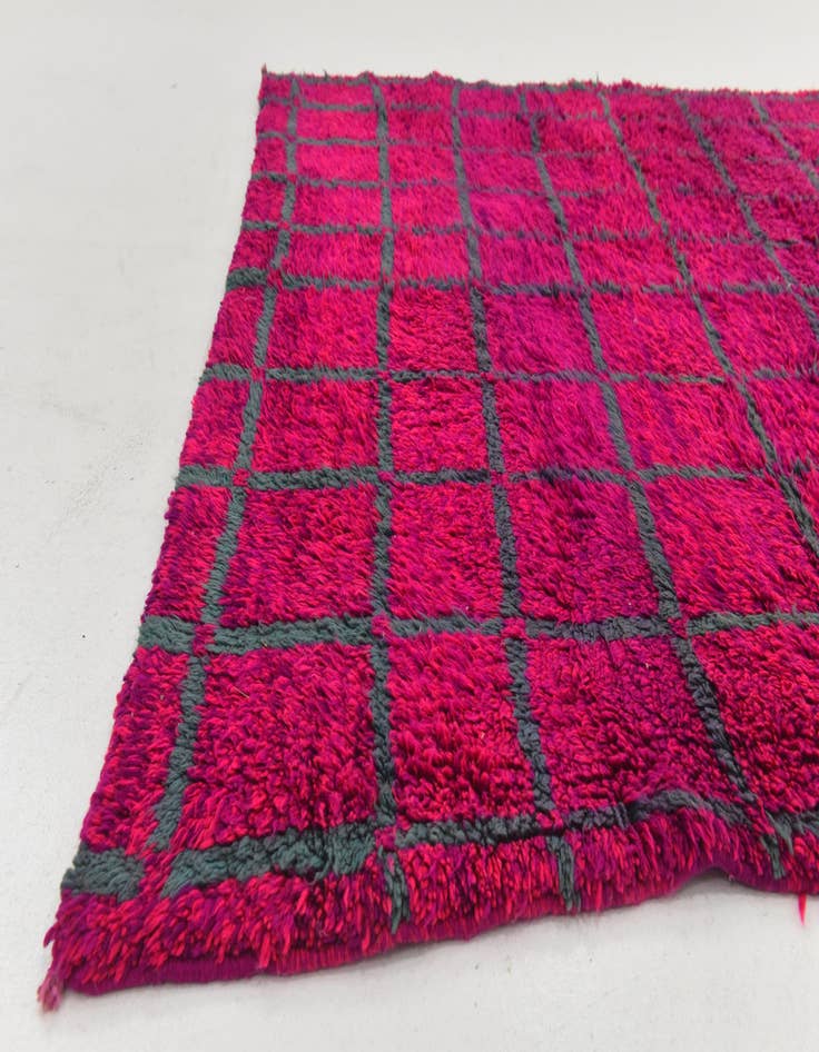 Detail image of 5' 10 x 8' 9 Hand Knotted Moroccan Wool Rug