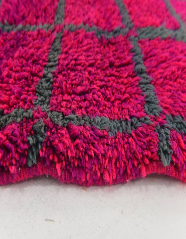 Detail image of 5' 10 x 8' 9 Hand Knotted Moroccan Wool Rug