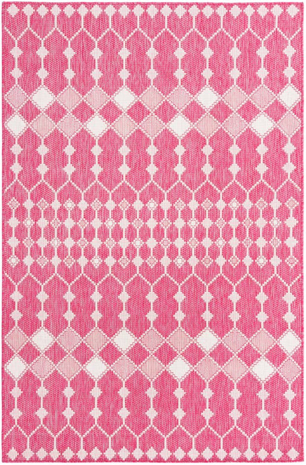 Detail image of 5' 3 x 8' Easy-Clean Lattice Indoor / Outdoor Rug