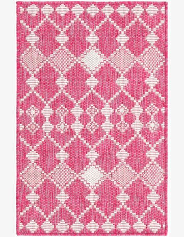 Magenta Easy-Clean Lattice Indoor / Outdoor Rug