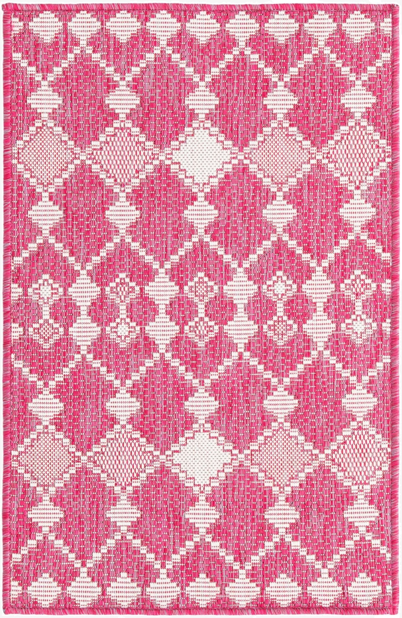 2' x 3' Washable Lattice Indoor / Outdoor Rug
