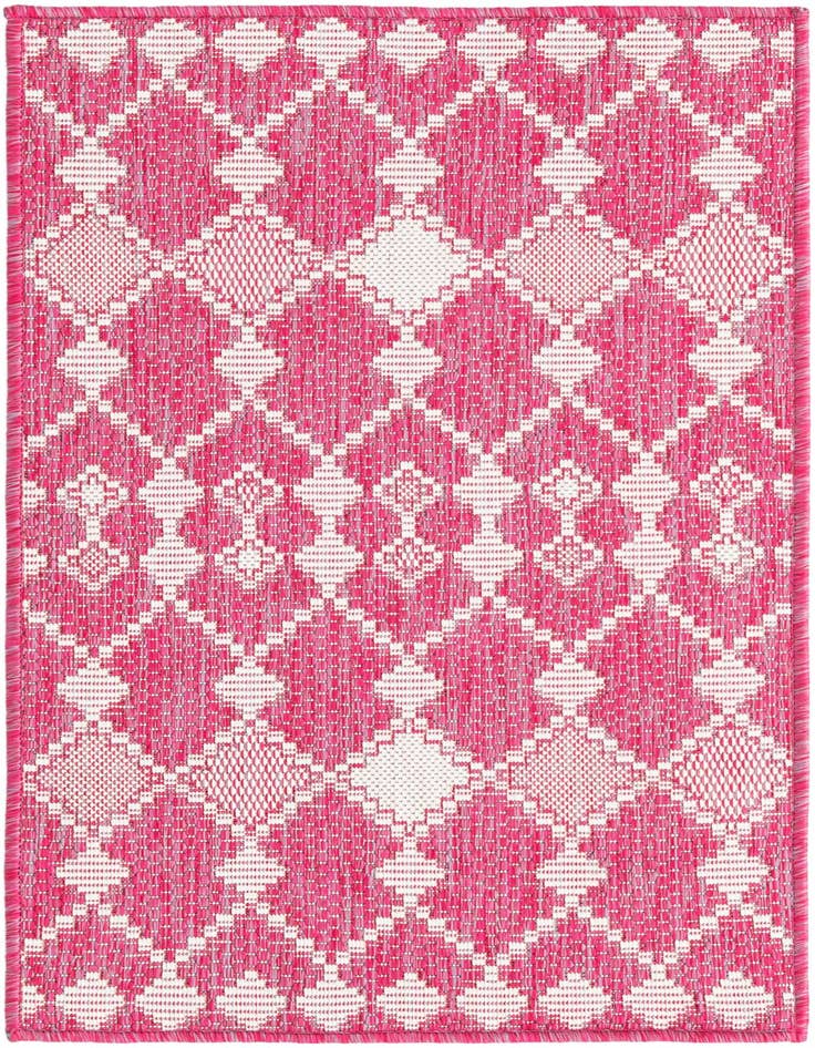 Detail image of 2' x 3' Easy-Clean Trellis Indoor / Outdoor Rug
