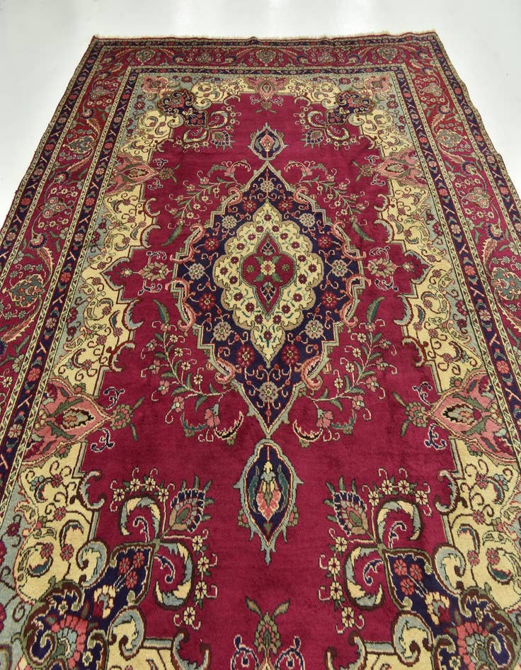 Detail image of 9' 9 x 12' 10 Hand Knotted Tabriz Persian Wool Rug