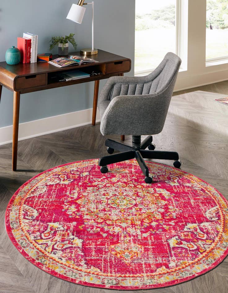Detail image of 3' x 3' Carrington Round Rug