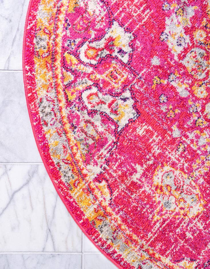 Detail image of 6' x 6' Madeline Round Rug