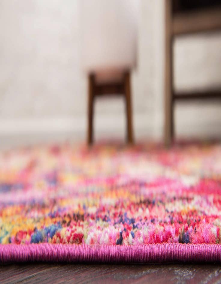 Detail image of 6' x 6'  Washable Spectrum Round Rug