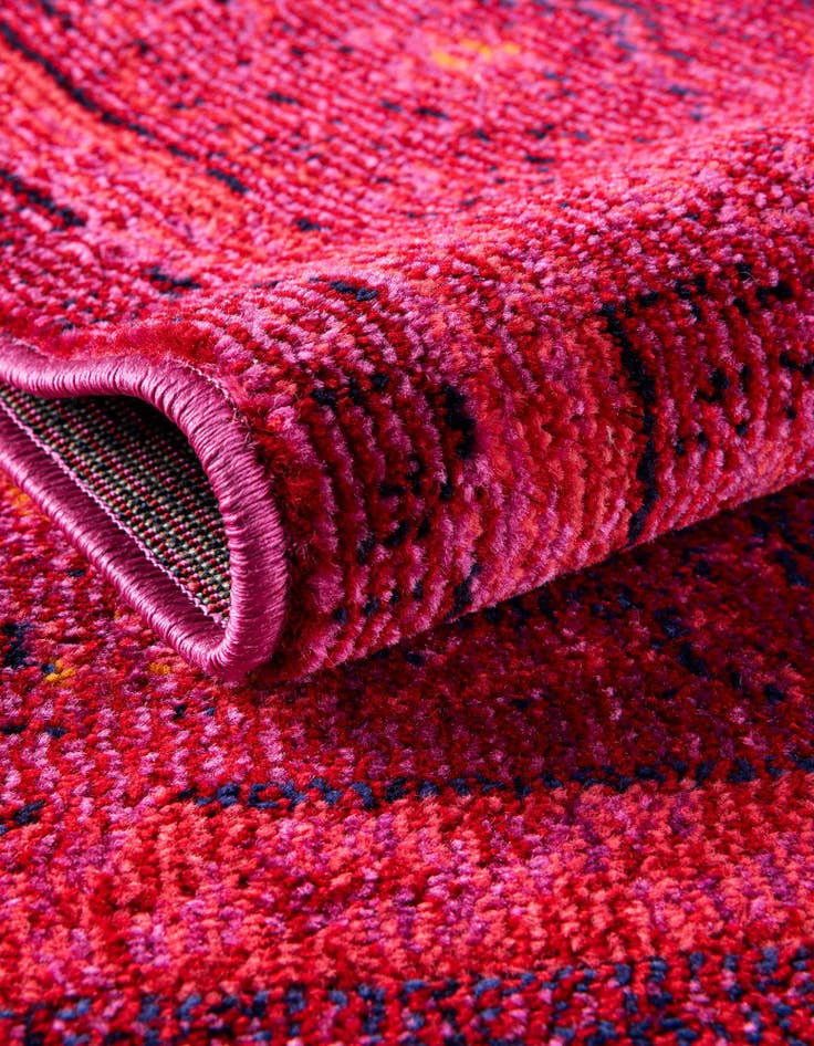 Detail image of 2' 2 x 6' 9 Washable Fleur Runner Rug