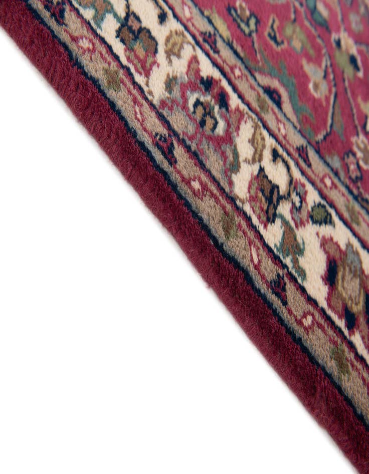 Detail image of 2' 7 x 11' 2 Isfahan Wool Runner Rug
