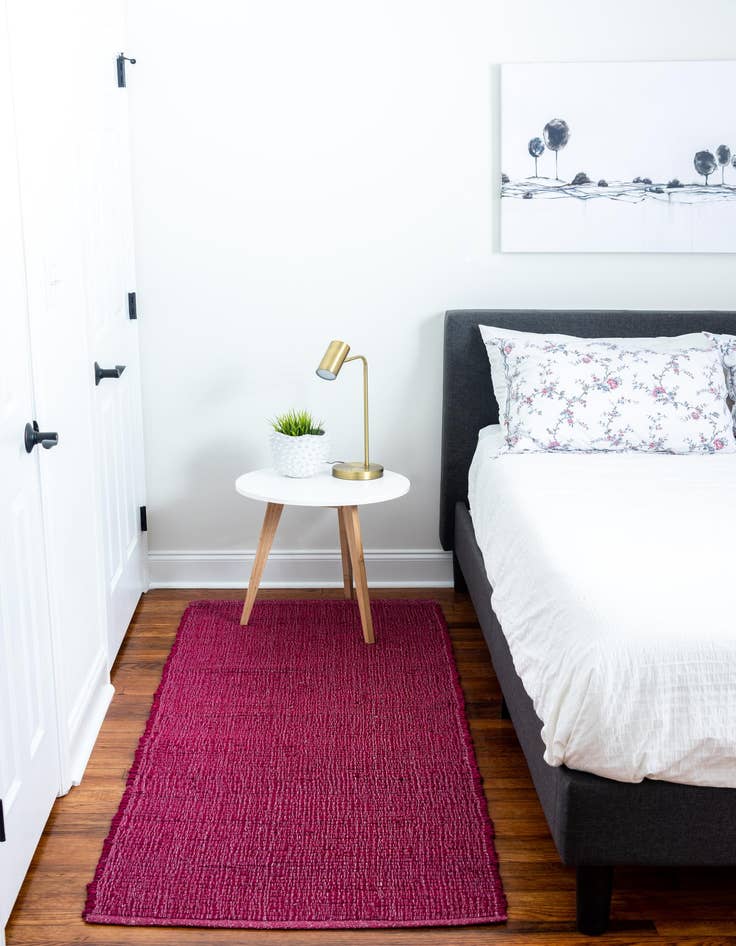 Detail image of 2' 6 x 6'  Hand Woven Metallic Jute Runner Rug