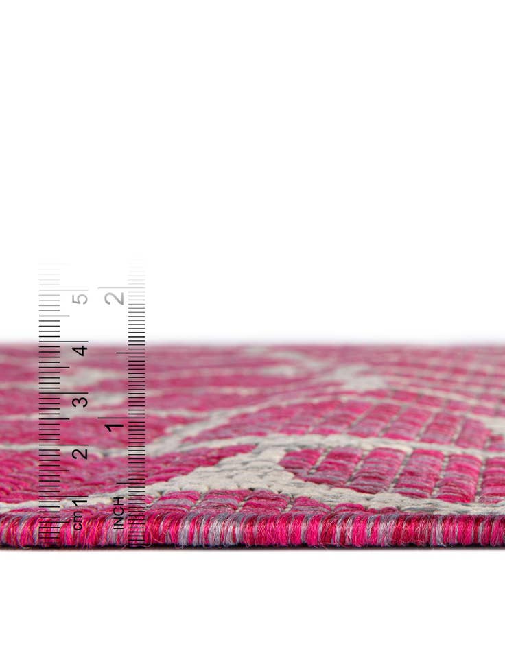 Detail image of 2' 7 x 10' Easy-Clean Safari Indoor / Outdoor Runner Rug