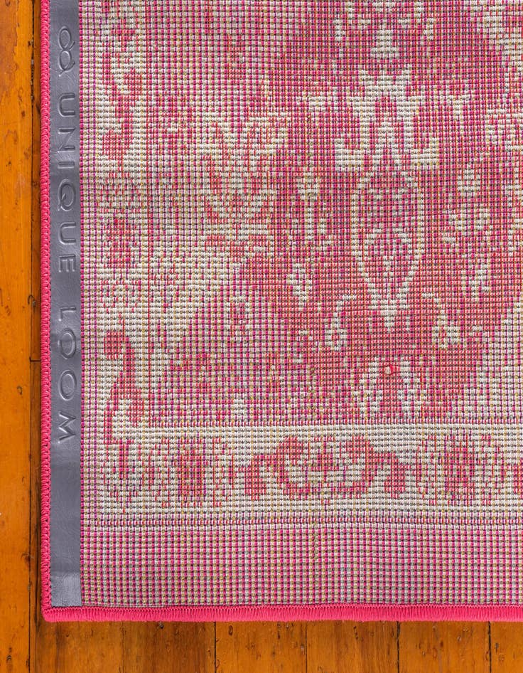 Detail image of 8' x 8' Madeline Square Rug