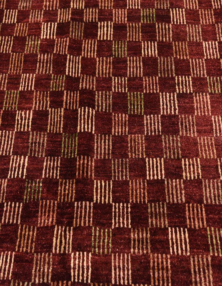 Detail image of 6' 8 x 9' 5 Hand Knotted Darya Rug