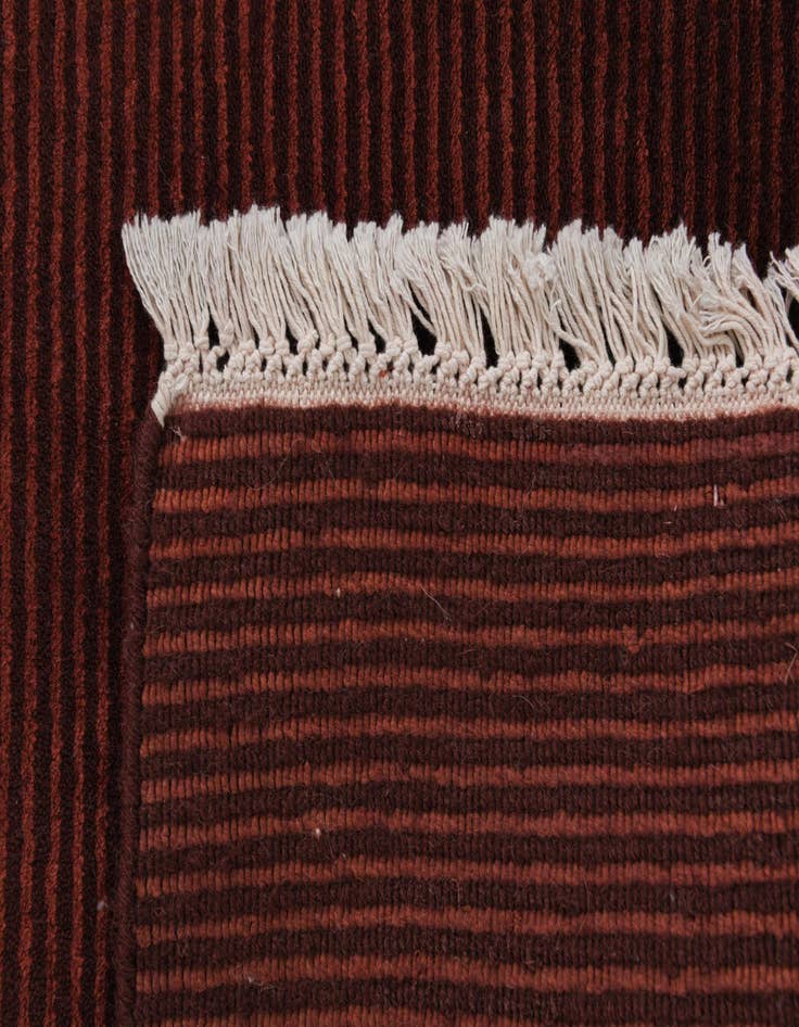 Detail image of 9' 9 x 13' 1  Hand Knotted Darya Wool Rug