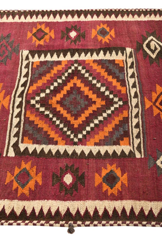 Detail image of 3' x 4' Hand Woven Kilim Fars Wool Rug