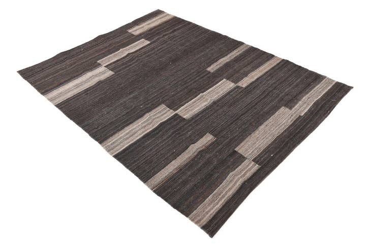 Detail image of 4' 4 x 5' 9 Hand Woven Kilim Modern Wool Rug